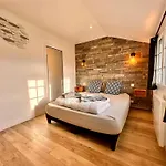 La Rose Des Vents Apartment *