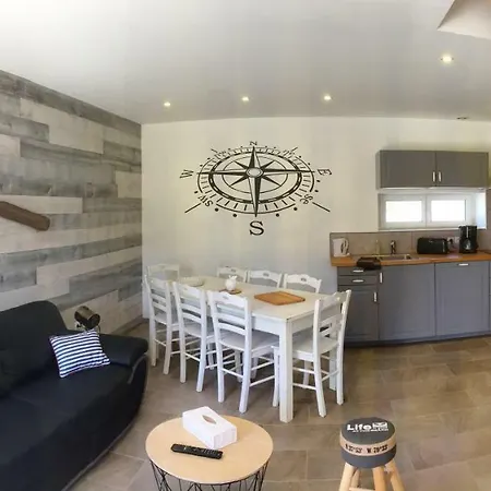 La Rose Des Vents Apartment Grandcamp-Maisy